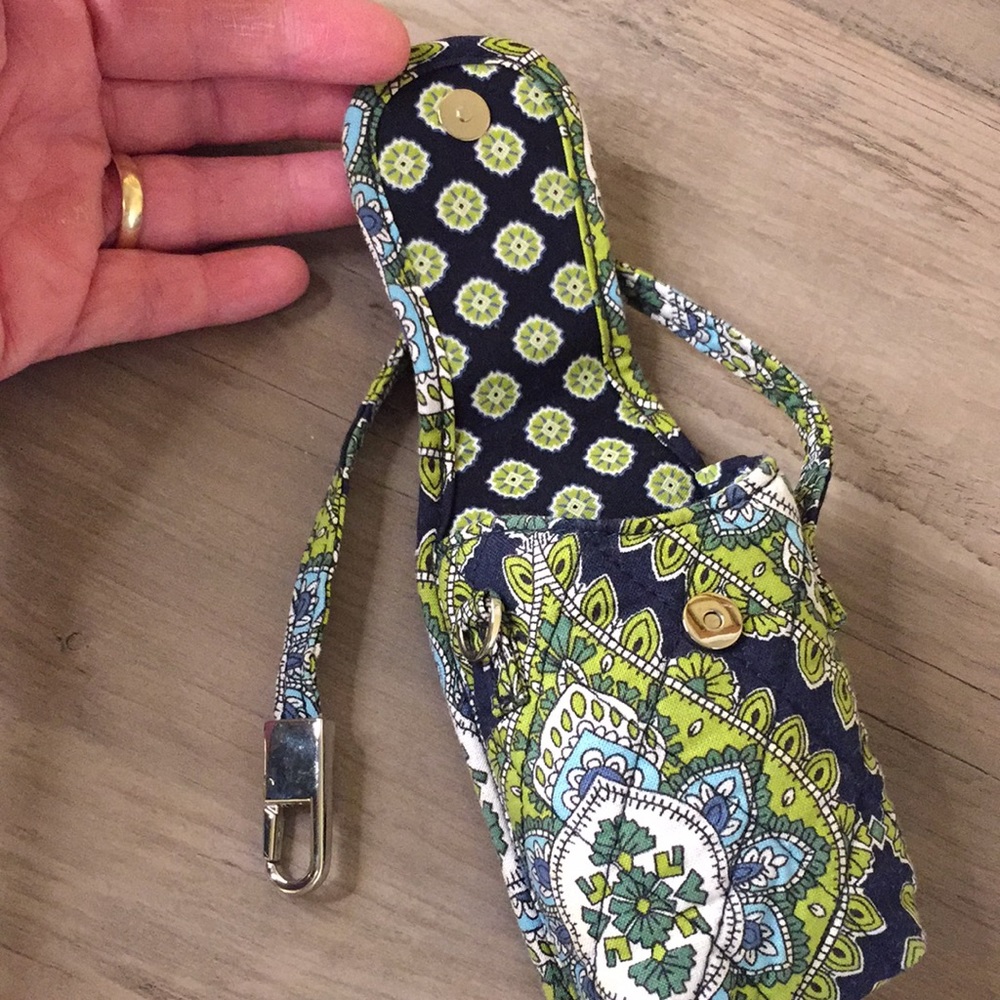 Vera Bradley Cambridge Phone Holder Retired - Picture 8 of 13